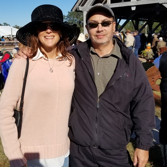 Meet your Posher, Lorilyn - Picture 2 of 16